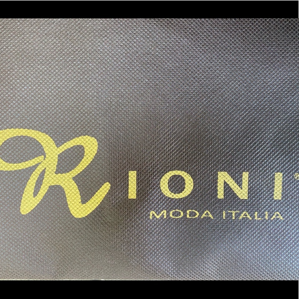 Rioni Moda Italia 4 piece set